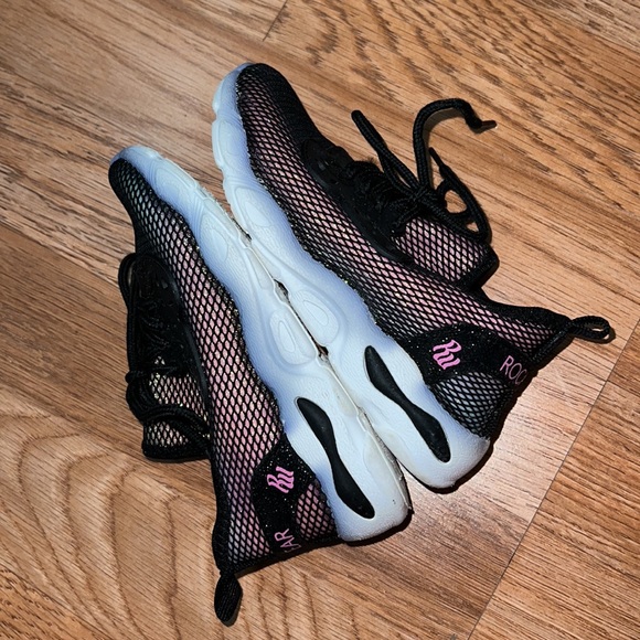 Rocawear Mesh Pastel Rainbow Sneakers - Picture 6 of 10